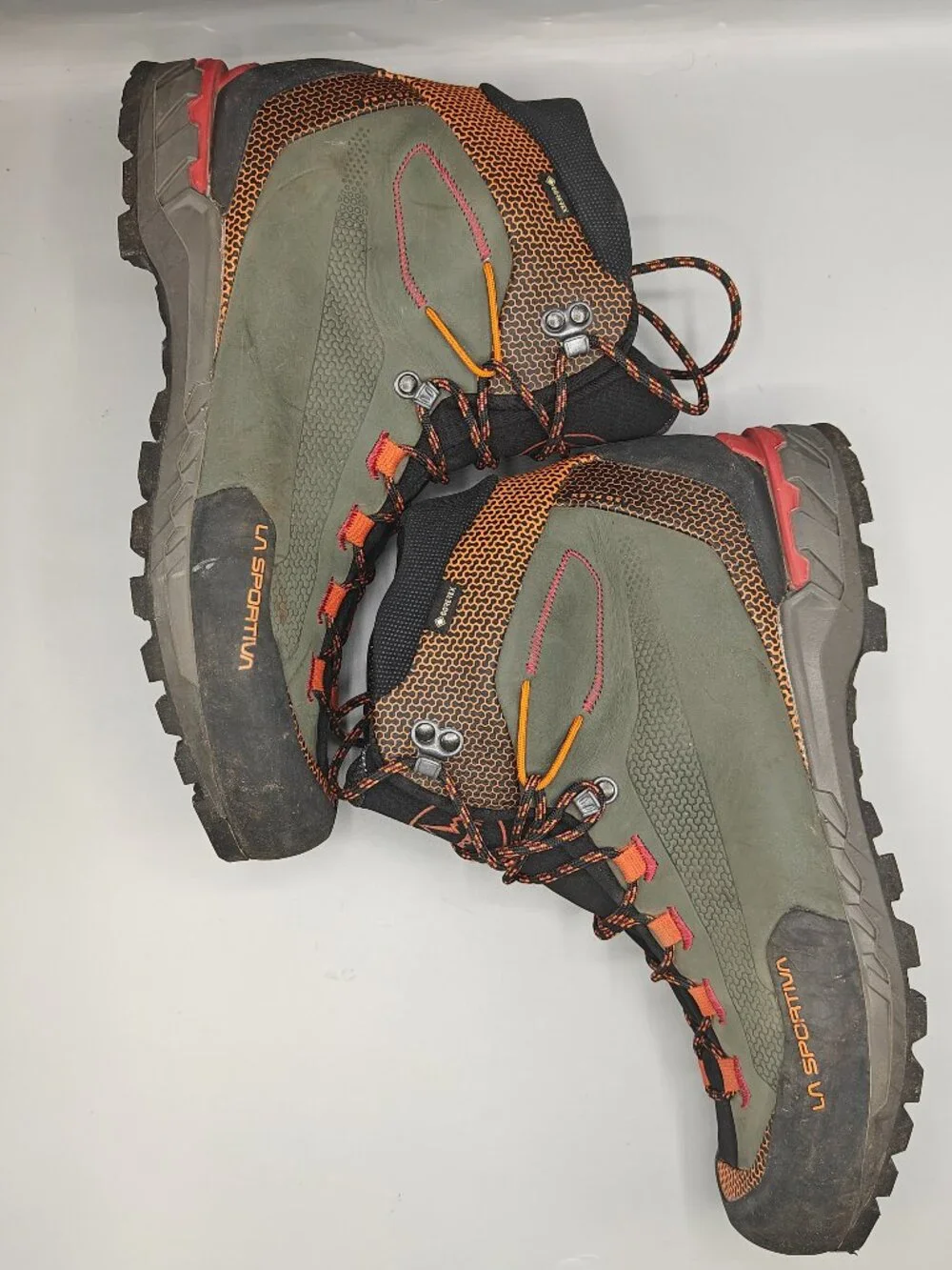 La Sportiva Trango Tech Leather GTX Men's Size 13.5 Boots, Carbon (no insole)